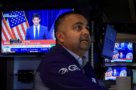 Trading Day: Tech on a tear, attention Fed chair
